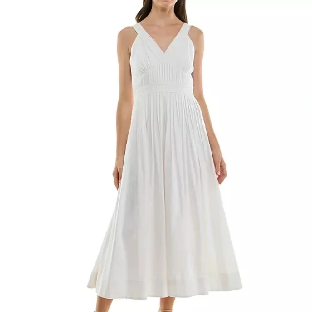 Taylor Women's V-Neck Lace-Trim Pleated A-Line Dress